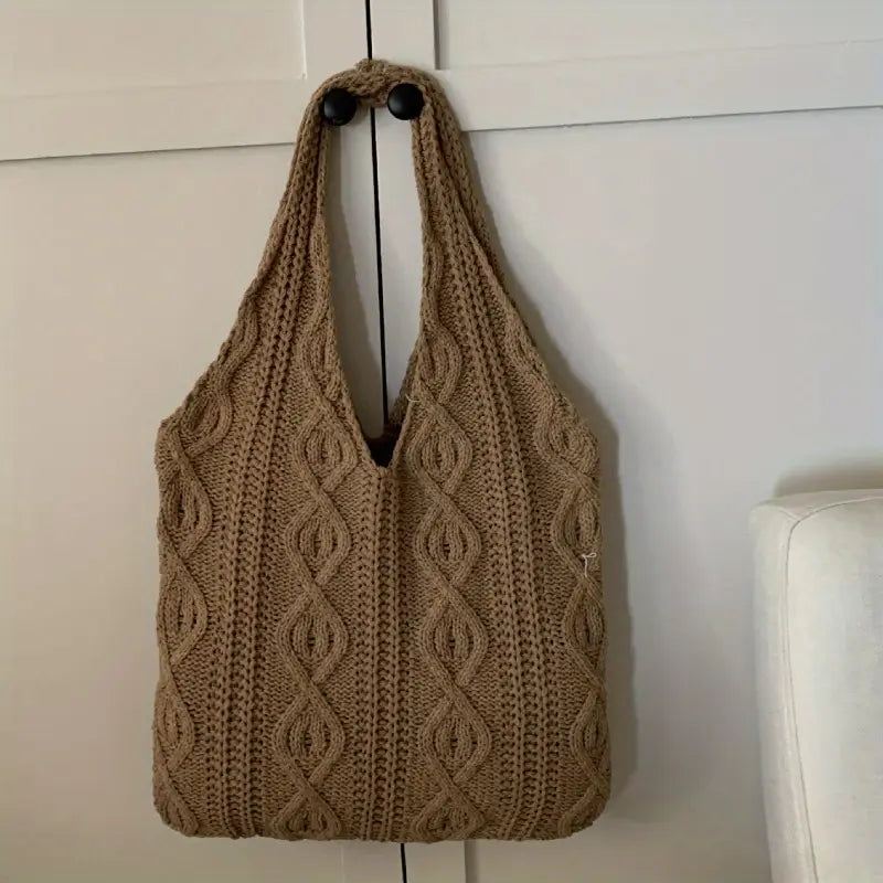 bolsa coffe tricotada com design texturizado