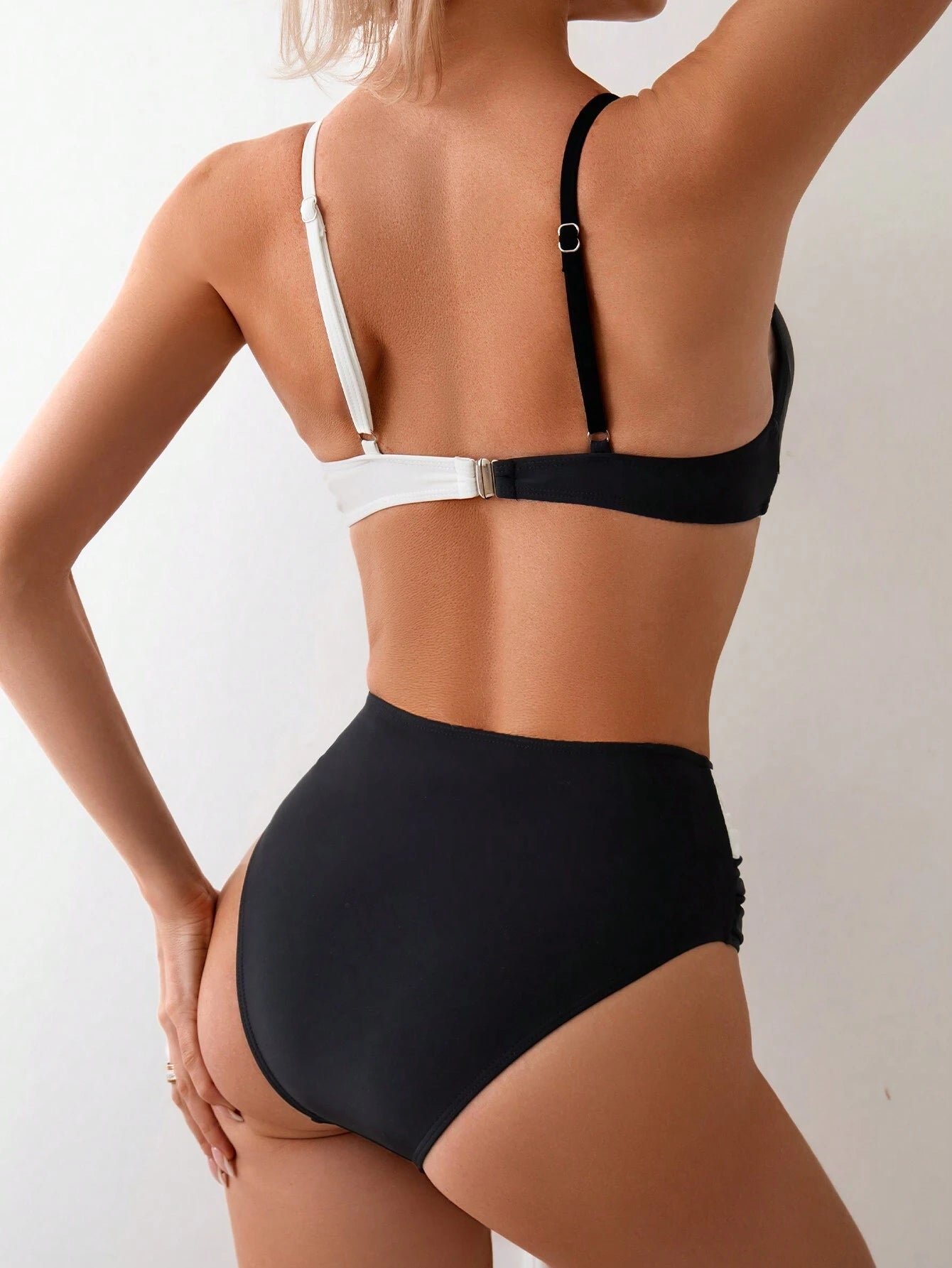 Biquíni Hot Pant Duo Black & White