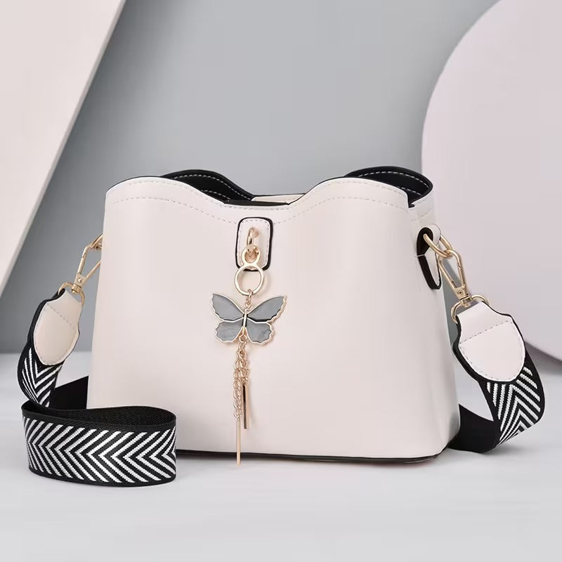 bolsa bucket saybeleze butterfly charm branco