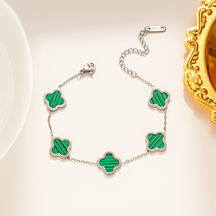 Pulseira Trevo Banhada A Ouro 18K Em Aço Inoxidável , Não Desbota Quando Exposta À Água