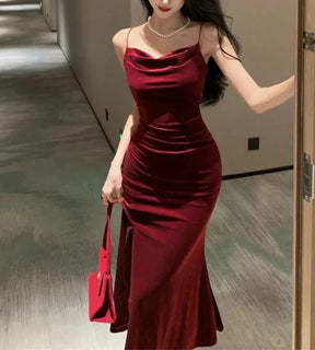 Vestido Feminino Longo de Veludo Rubi