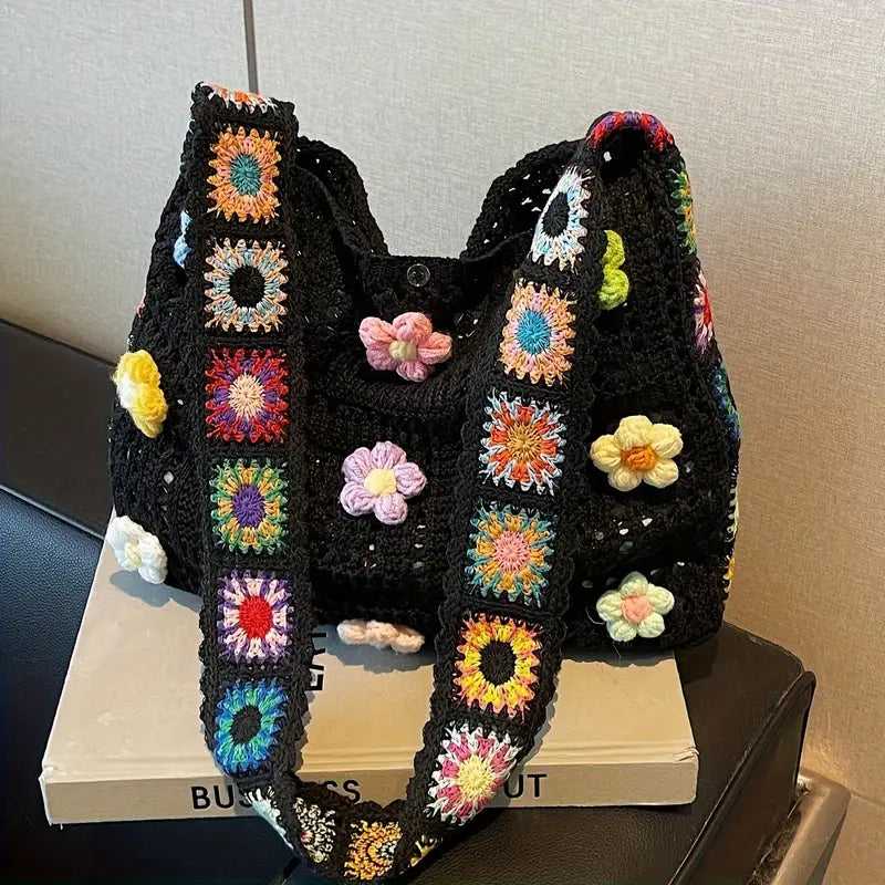 bolsa transversal crochê preta estilo boho com flores preta