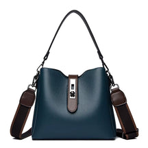 Bolsa Aurora Elegance look casual azul