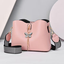bolsa bucket saybeleze butterfly charm rosa