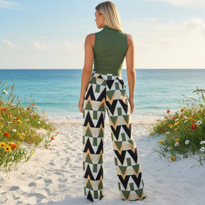 Conjunto Feminino Cropped Verde e Calça Pantalona Estampa Geométrica