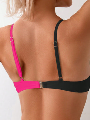 conjunto de biquíni bicolor com bojo removível e design elegante de costas