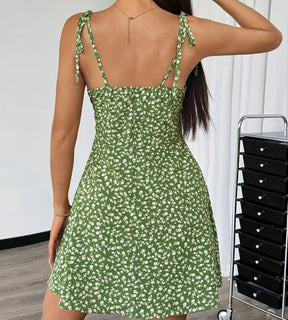 Vestido Feminino Curto Floral Lumi com Alças Ajustáveis