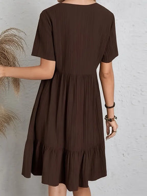 vestido feminino soltinho com babado na barra saybeleze cor marrom costas